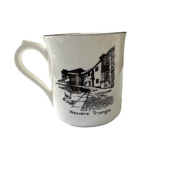 Burnley Townley Hall & Weavers' Triangle Scenic Mug - Bone China - Picture 2 of 4